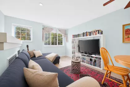 10 1561 Booth Avenue, Coquitlam, BC, Coquitlam — Townhouse for sale