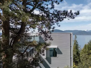 Swimming Pool Photo of 90 Isleview Place, West Vancouver, BC