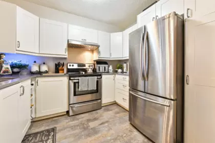 Living Room Photo of 309 33165 2nd Avenue, Mission, BC