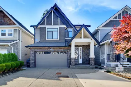 7675 210a Street, Langley, BC, Langley — Single Family Residence for sale
