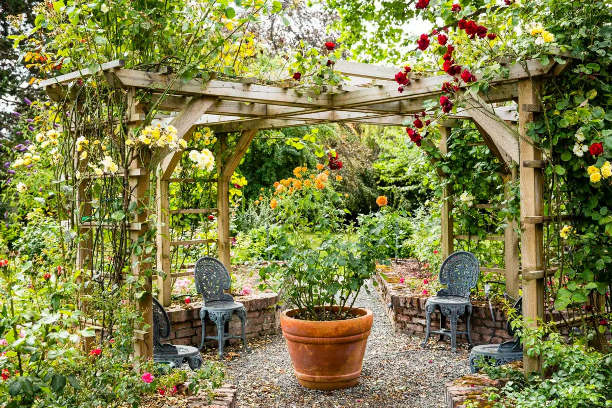 Family Room Photo of 4 B 134 Madrona Drive, Galiano Island, BC