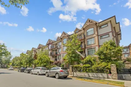 201 12525 190a Street, Pitt Meadows, BC, Pitt meadows — Apartment/Condo for sale