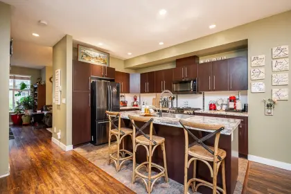 79 18199 70 Avenue, Surrey, BC, Surrey — Townhouse for sale