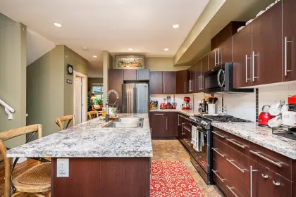 79 18199 70 Avenue, Surrey, BC, Surrey — Townhouse for sale