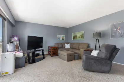 206 9425 Nowell Street, Chilliwack, BC, Chilliwack — Apartment/Condo for sale