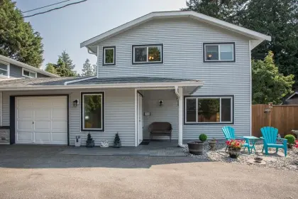 2526 126 Street, Surrey, BC, Surrey — Half Duplex for sale