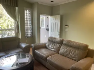 6541 Dufferin Avenue, Burnaby, BC, Burnaby — Half Duplex for sale
