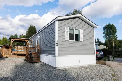 167 1413 Sunshine Coast Highway, Gibsons, BC, Gibsons — Manufactured Home for sale