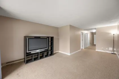 303 33870 Fern Street, Abbotsford, BC, Abbotsford — Apartment/Condo for sale