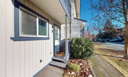 9 1470 Laurel Street, Pemberton, BC, Pemberton — Townhouse for sale