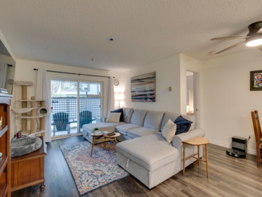 B102 40120 Willow Crescent, Squamish, BC, Squamish — Apartment/Condo for sale