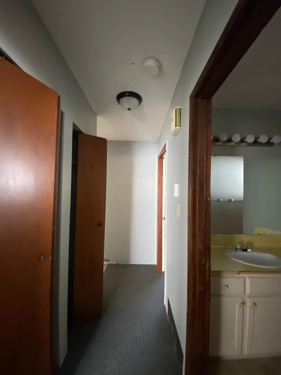 Bedroom 4 Photo of 15855 Vine Avenue, White Rock, BC