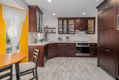201 10584 153 Street, Surrey, BC, Surrey — Townhouse for sale