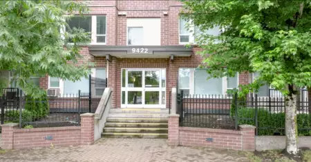215 9422 Victor Street, Chilliwack, BC, Chilliwack — Apartment/Condo for sale