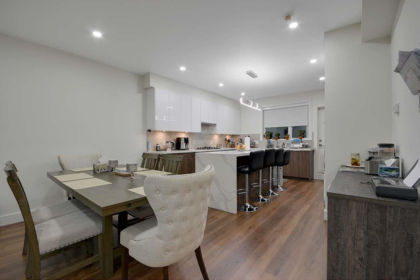 Breakfast Nook Photo of 18 5858 132 Street, Surrey, BC