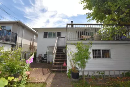 3561 E 23rd Avenue, Vancouver, BC, Vancouver — Single Family Residence for sale