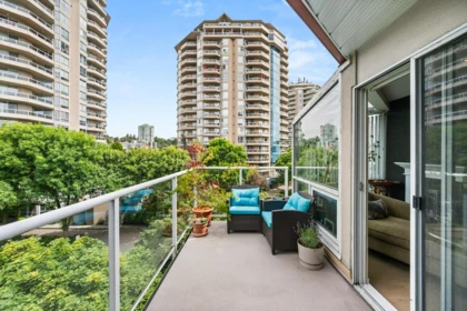 402 1240 Quayside Drive, New Westminster, BC, New Westminster — Apartment/Condo for sale