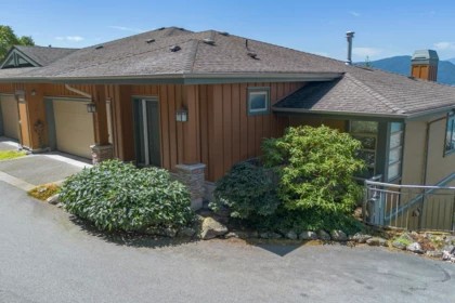 8601 Seascape Place, West Vancouver, BC, West Vancouver — Half Duplex for sale