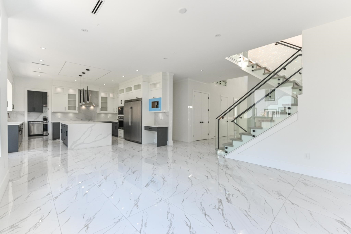 Powder Room Photo of 20133 27 Avenue, Langley, BC