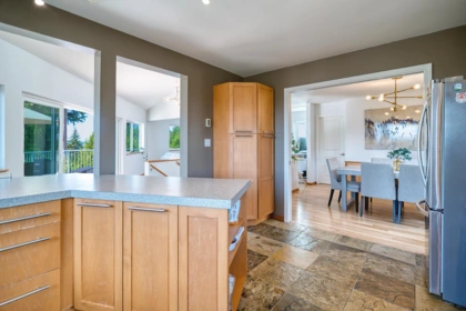 4873 Laurel Avenue, Sechelt, BC, Sechelt — Single Family Residence for sale