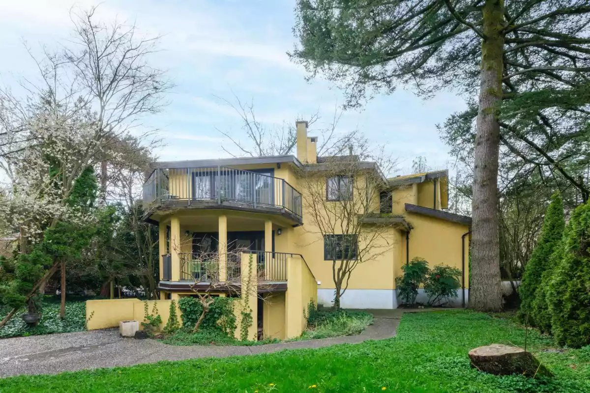 Community Amenities Photo (Clubhouse) of 6000 Buckingham Avenue, Burnaby, BC