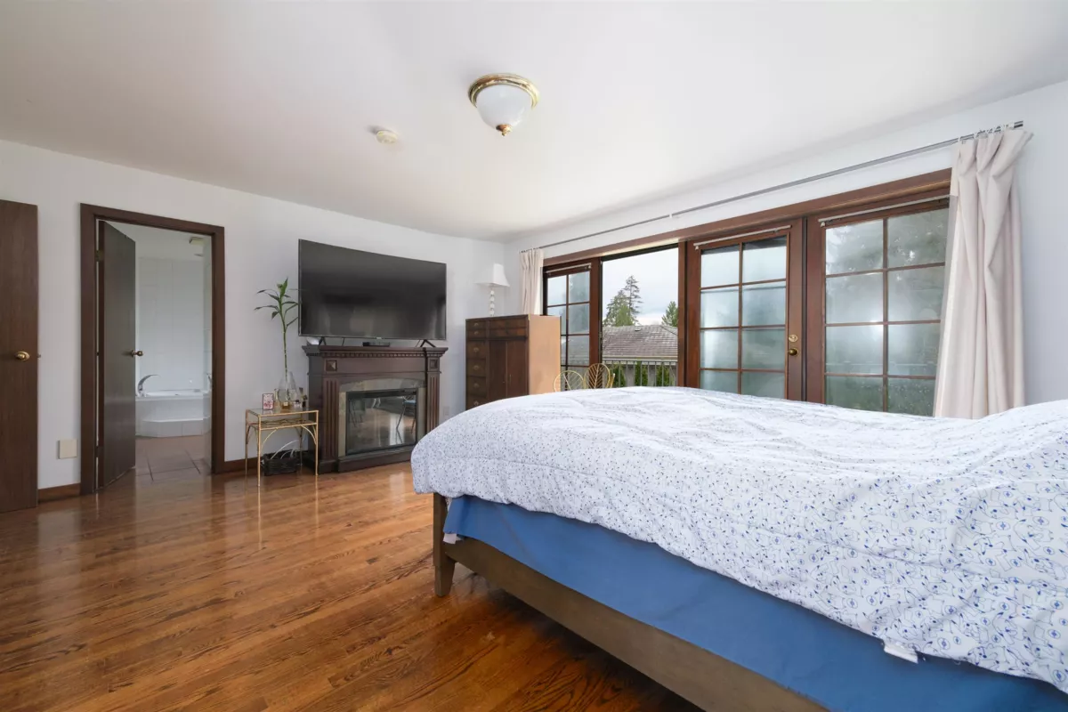 Laundry Room Photo of 6000 Buckingham Avenue, Burnaby, BC