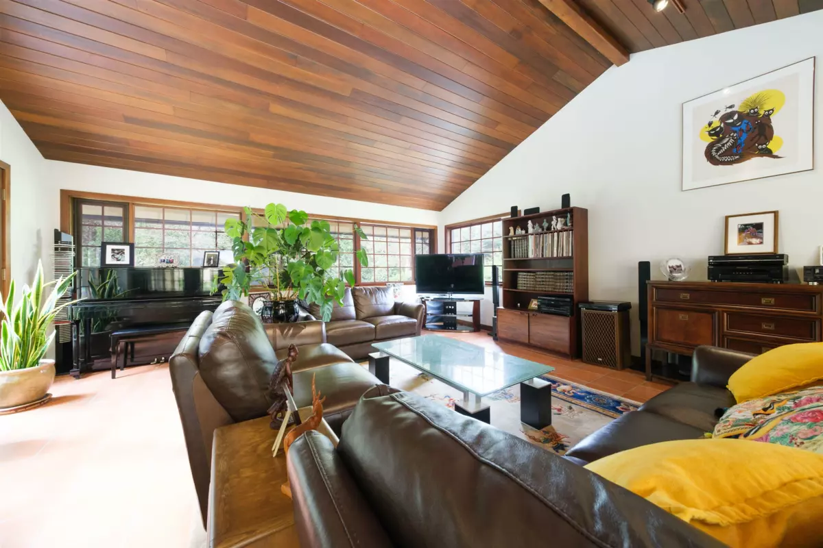 Living Room Photo of 6000 Buckingham Avenue, Burnaby, BC