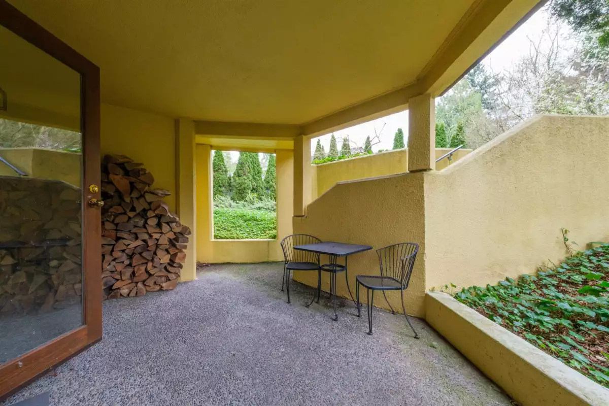 Swimming Pool Photo of 6000 Buckingham Avenue, Burnaby, BC