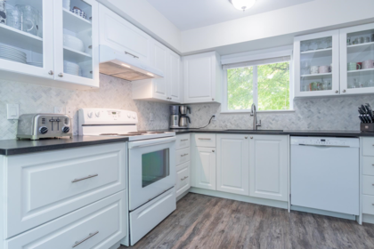6229 E Greenside Drive, Surrey, BC, Surrey — Townhouse for sale