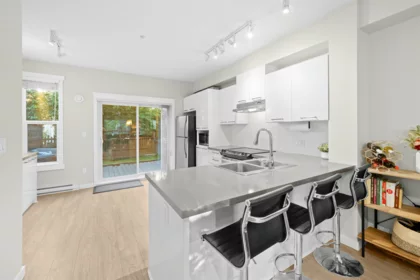 148 7938 209 Street, Langley, BC, Langley — Townhouse for sale