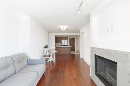 228 9373 Hemlock Drive, Richmond, BC, Richmond — Apartment/Condo for sale