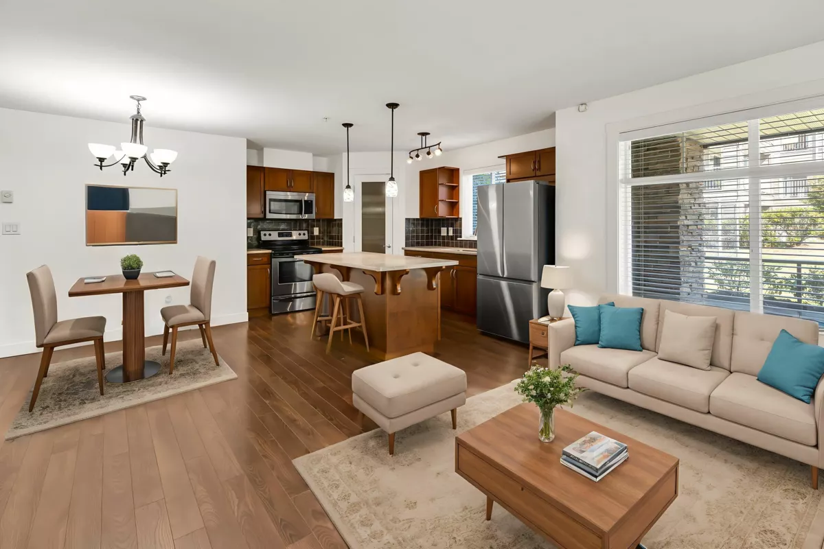 Family Room Photo of 108 2038 Sandalwood Crescent, Abbotsford, BC