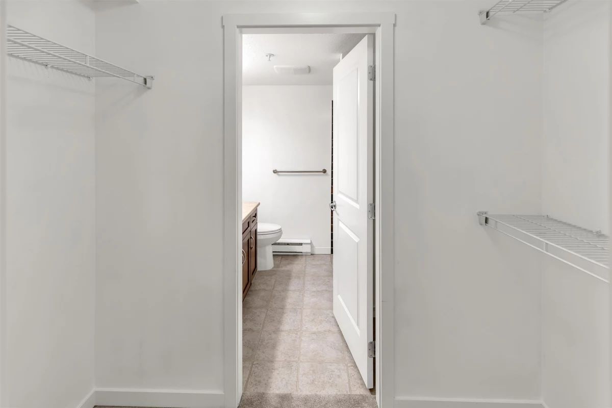 Powder Room Photo of 108 2038 Sandalwood Crescent, Abbotsford, BC