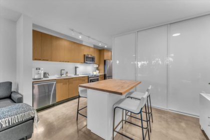 210 221 Union Street, Vancouver, BC, Vancouver — Apartment/Condo for sale