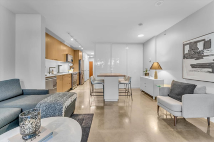 210 221 Union Street, Vancouver, BC, Vancouver — Apartment/Condo for sale
