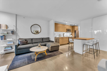 210 221 Union Street, Vancouver, BC, Vancouver — Apartment/Condo for sale