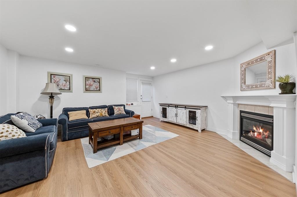 Guest Bathroom Photo of 3311 155b Street, Surrey, BC