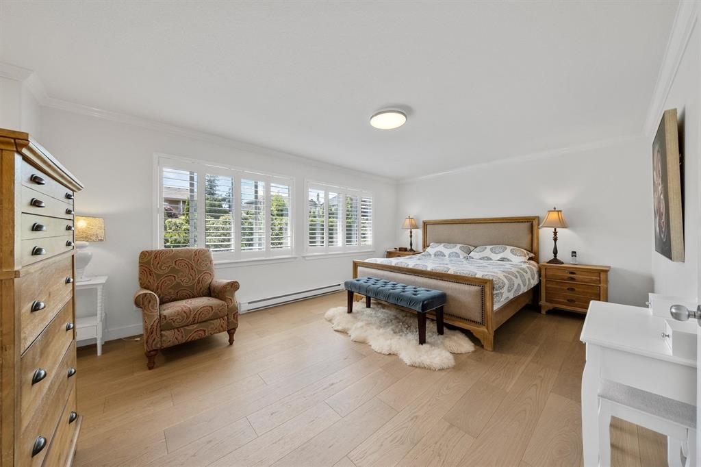 Walk-In Closet Photo of 3311 155b Street, Surrey, BC