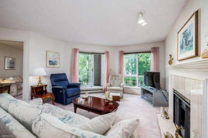 213 7453 Moffatt Road, Richmond, BC, Richmond — Apartment/Condo for sale