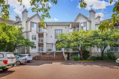 213 7453 Moffatt Road, Richmond, BC, Richmond — Apartment/Condo for sale