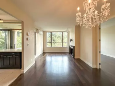 502 9300 University Crescent, Burnaby, BC, Burnaby — Apartment/Condo for sale