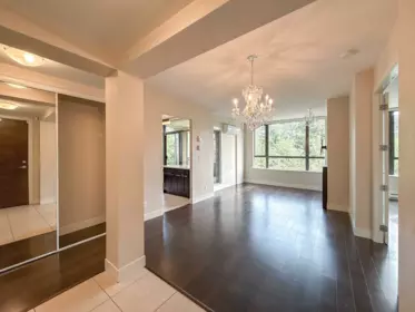 502 9300 University Crescent, Burnaby, BC, Burnaby — Apartment/Condo for sale