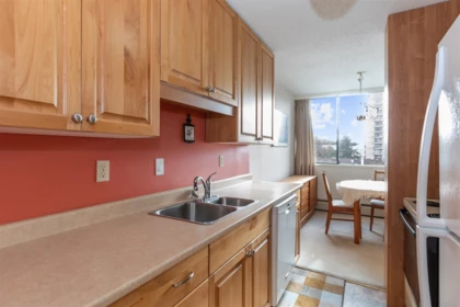 Kitchen Island Photo of 505 740 Hamilton Street, New Westminster, BC