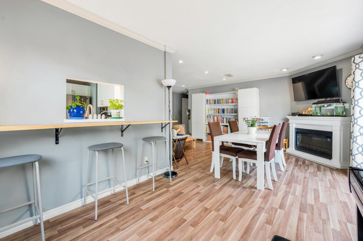 Dining Area Photo of 11 10980 No. 2 Road, Richmond, BC