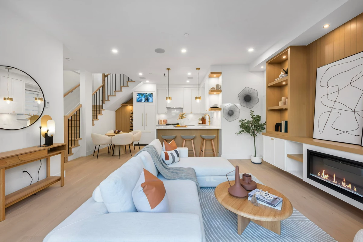 Family Room Photo of 1 4855 Dumfries Street, Vancouver, BC