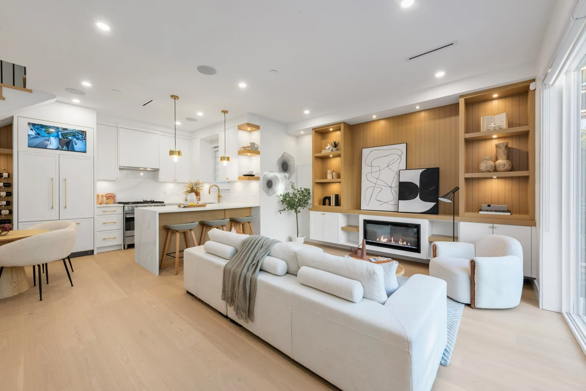 Living Room Photo of 1 4855 Dumfries Street, Vancouver, BC