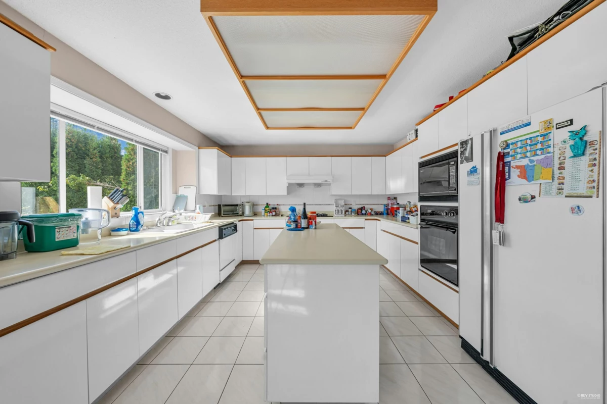 Mudroom Photo of 426 W 44th Avenue, Vancouver, BC