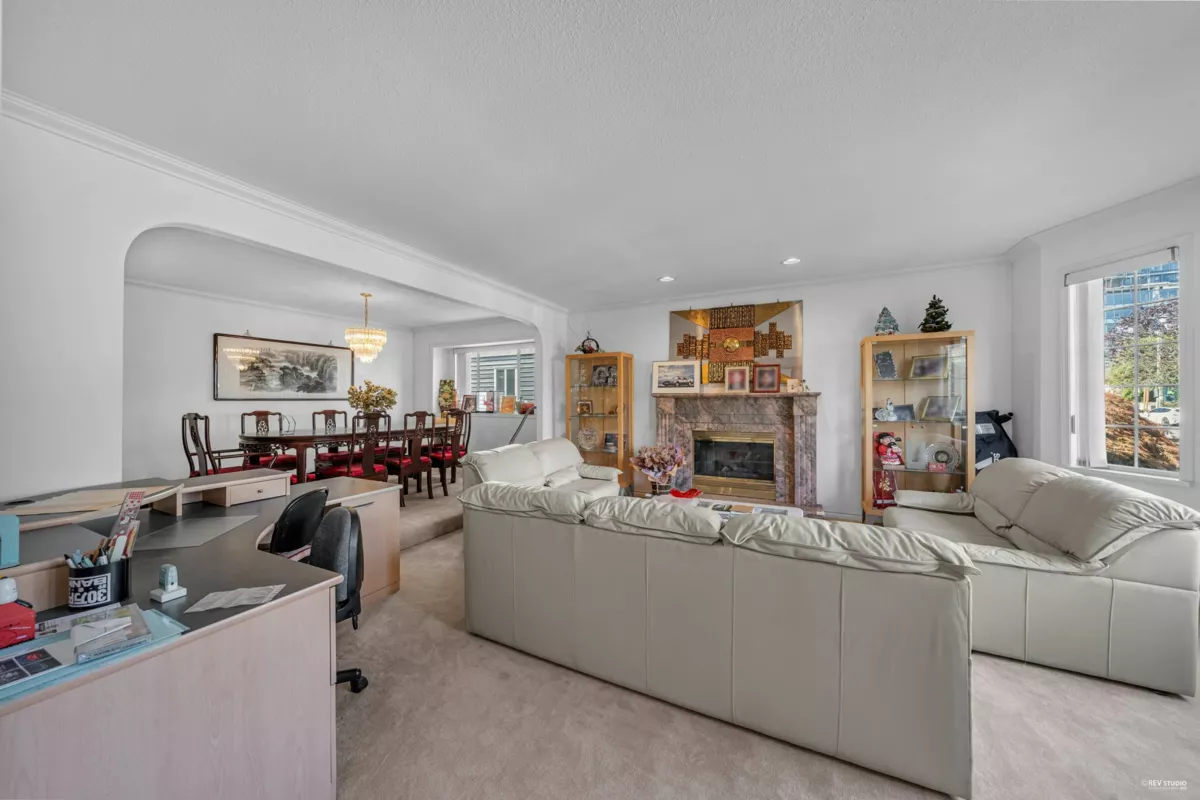 Pantry Photo of 426 W 44th Avenue, Vancouver, BC