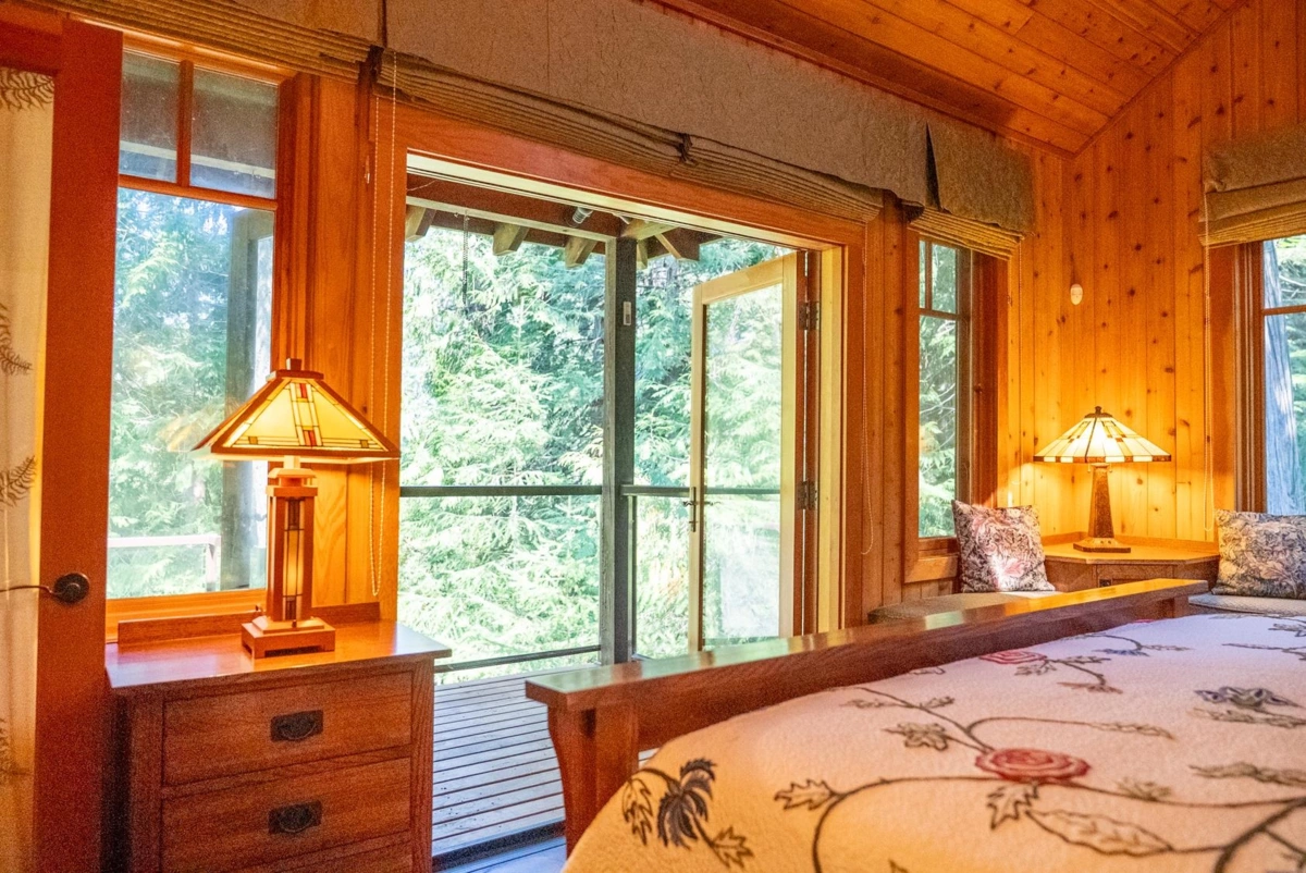 Staircase Photo of 8807 Ainslie Point Road, Pender Island, BC