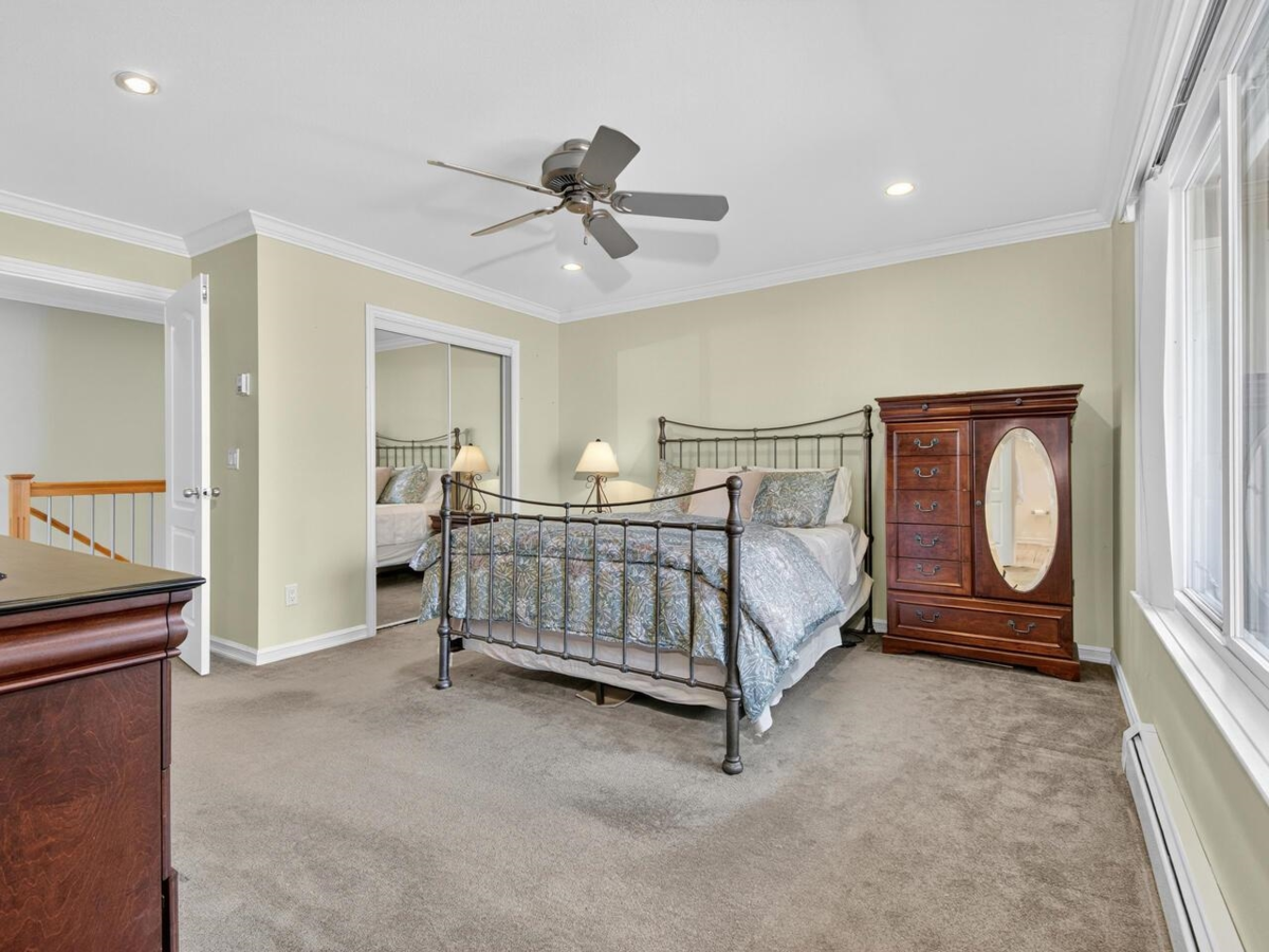 Basement Recreation Room Photo of 8011 163rd Street, Surrey, BC